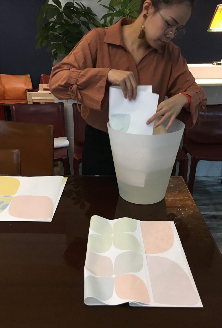 【歐ㄋ一ˋ壁紙狀況劇之 這樣她就不離開】