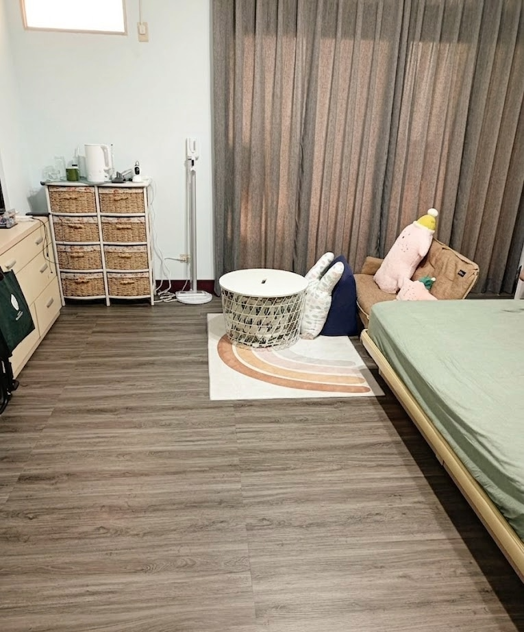 離開忙碌很久了，卻在這片地板上找回內心的安靜